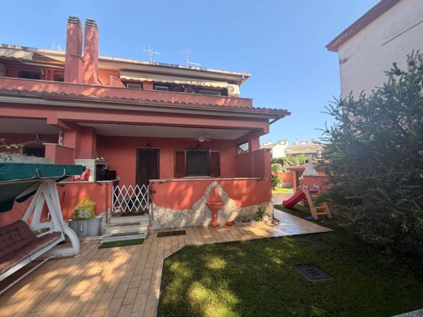 casa indipendente in vendita ad Ardea