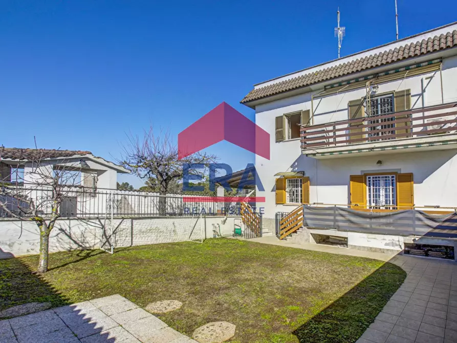 appartamento in vendita ad Ardea in zona Marina di Ardea