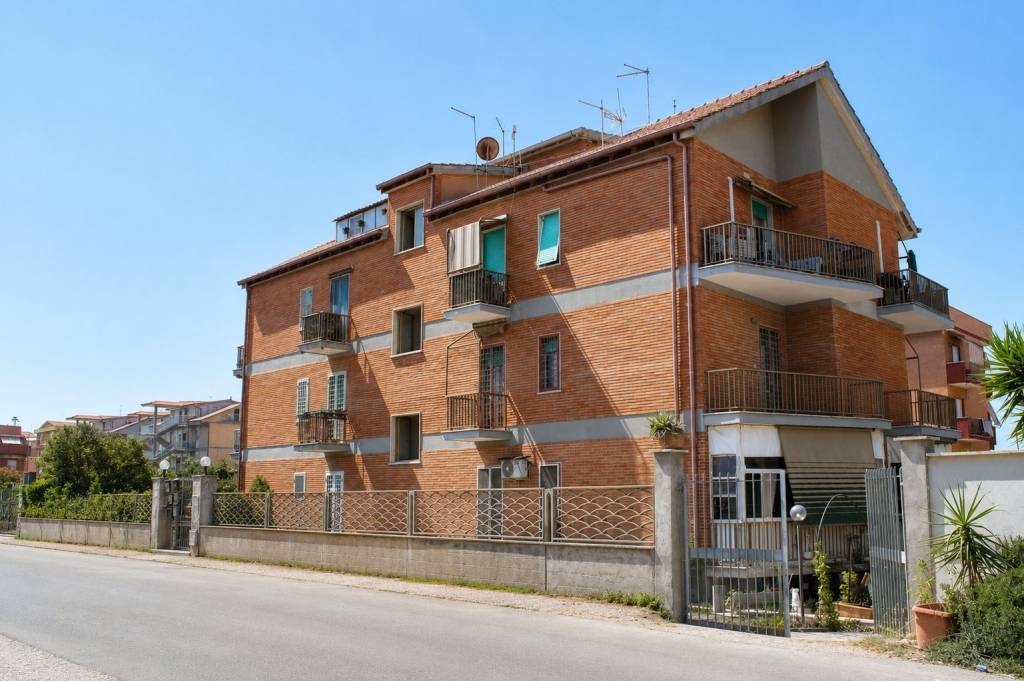 appartamento in vendita ad Ardea