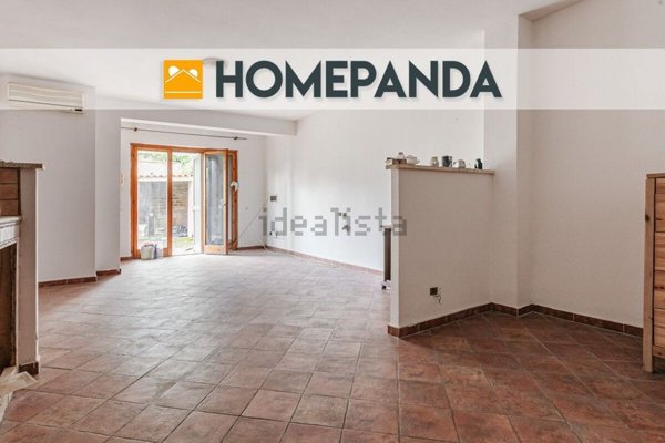 appartamento in vendita ad Ardea in zona Tor di Bruno
