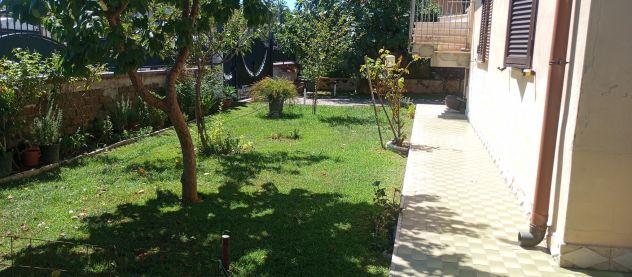 casa indipendente in vendita ad Ardea in zona Banditella
