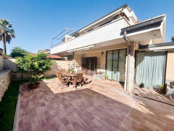 casa indipendente in vendita ad Ardea