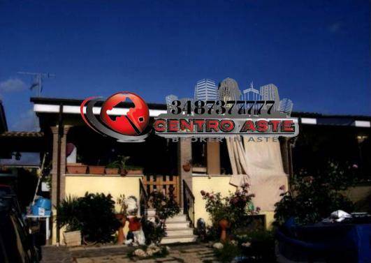casa indipendente in vendita ad Ardea in zona Nuova Florida