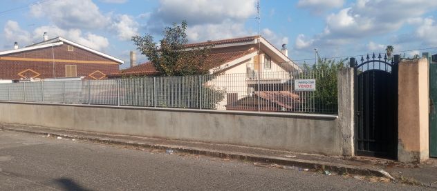 casa indipendente in vendita ad Ardea in zona Banditella