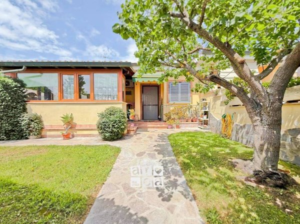 casa indipendente in vendita ad Ardea in zona Nuova Florida