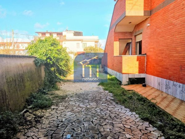 casa indipendente in vendita ad Ardea