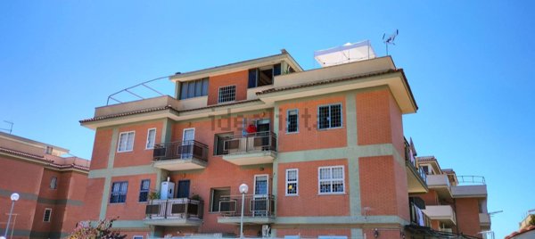 appartamento in vendita ad Ardea in zona Marina di Ardea
