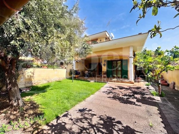 casa indipendente in vendita ad Ardea