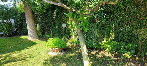 casa indipendente in vendita ad Ardea in zona Colle Romito
