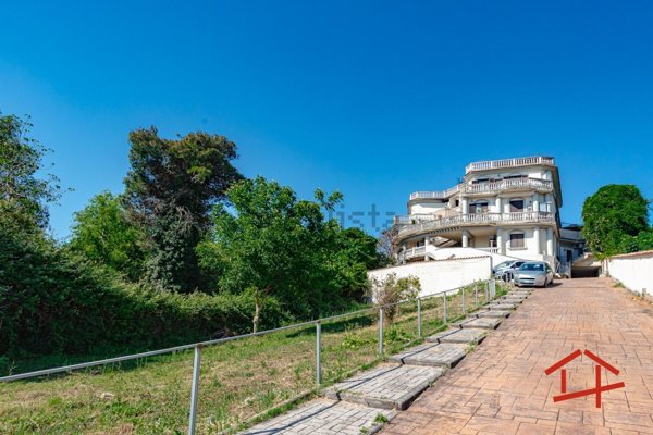 appartamento in vendita ad Ardea in zona Banditella