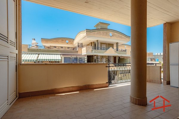 appartamento in vendita ad Ardea in zona Marina di Ardea