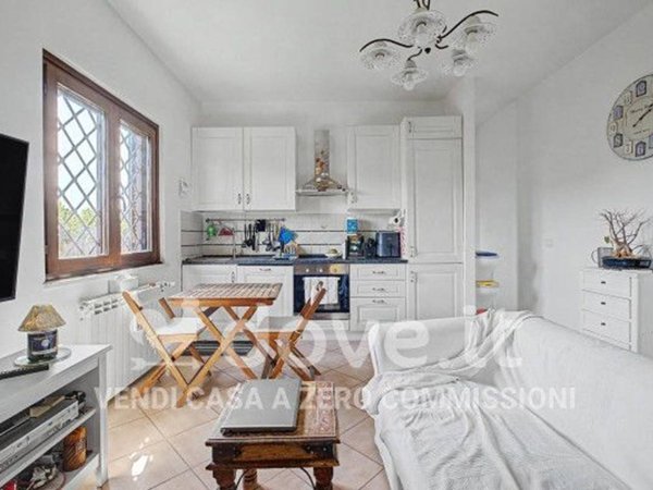 casa indipendente in vendita ad Ardea in zona Nuova Florida