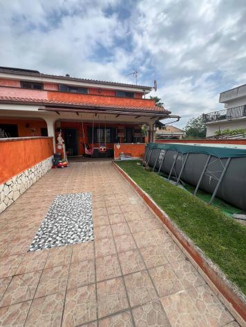 casa indipendente in vendita ad Ardea in zona Marina di Ardea