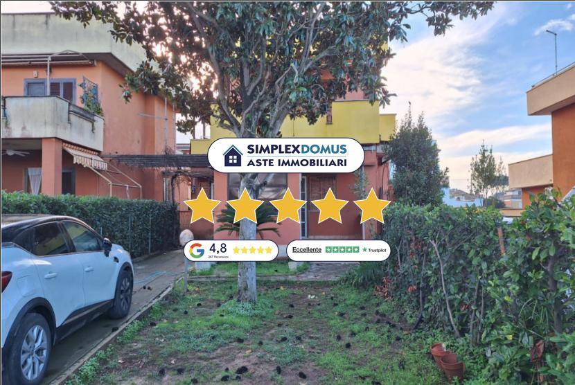 casa indipendente in vendita ad Ardea in zona Lido dei Pini