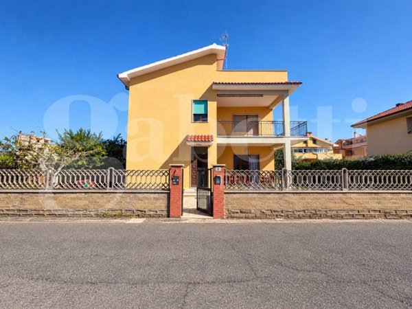 appartamento in vendita ad Ardea