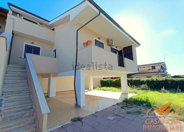 casa indipendente in vendita ad Ardea in zona Colle Romito
