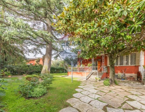 casa indipendente in vendita a Ciampino