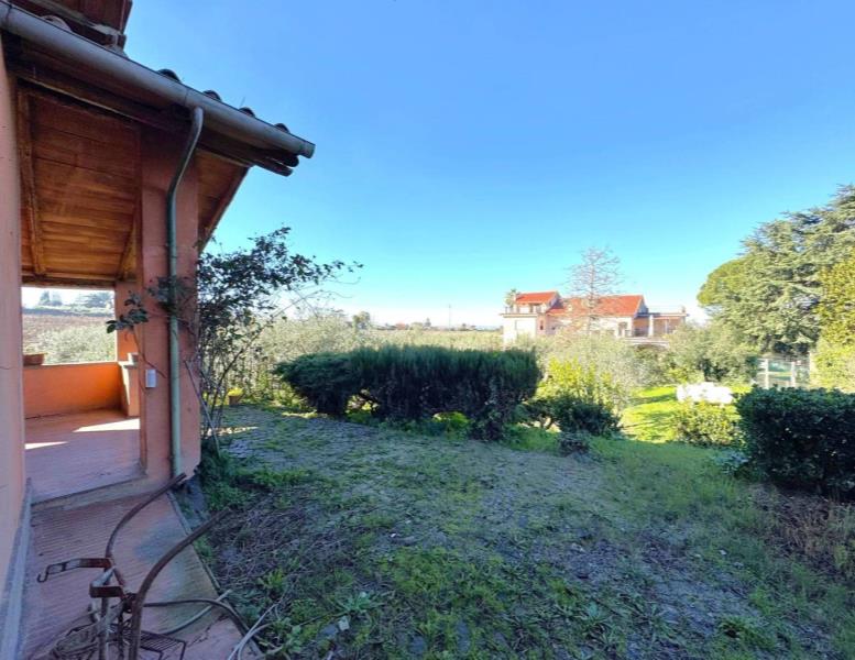 casa indipendente in vendita a Ciampino