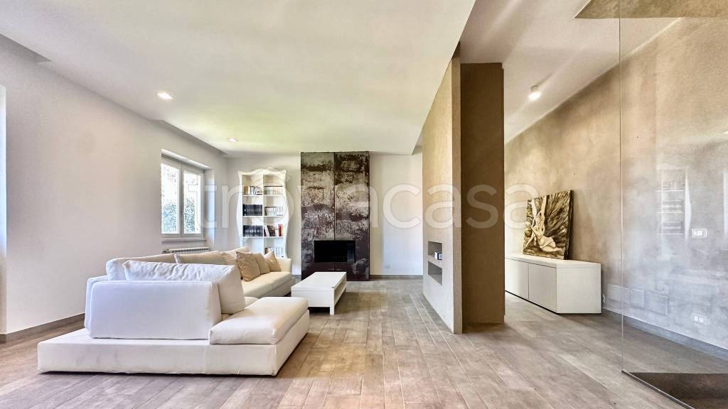 casa indipendente in vendita a Ciampino