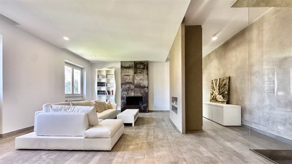 casa indipendente in vendita a Ciampino