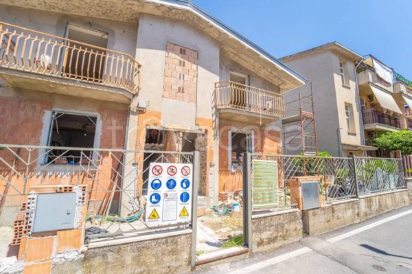casa indipendente in vendita a Ciampino