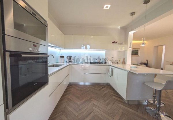 casa indipendente in vendita a Ciampino