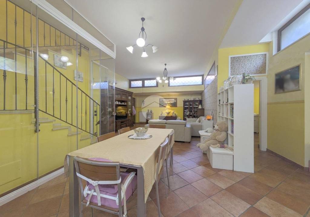 casa indipendente in vendita a Ciampino