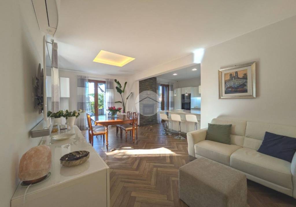 casa indipendente in vendita a Ciampino