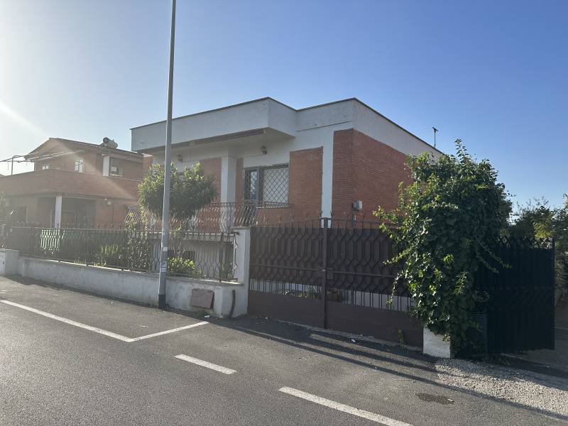 villa in vendita a Ciampino