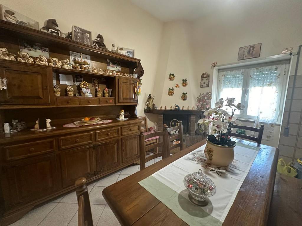 casa indipendente in vendita a Ciampino