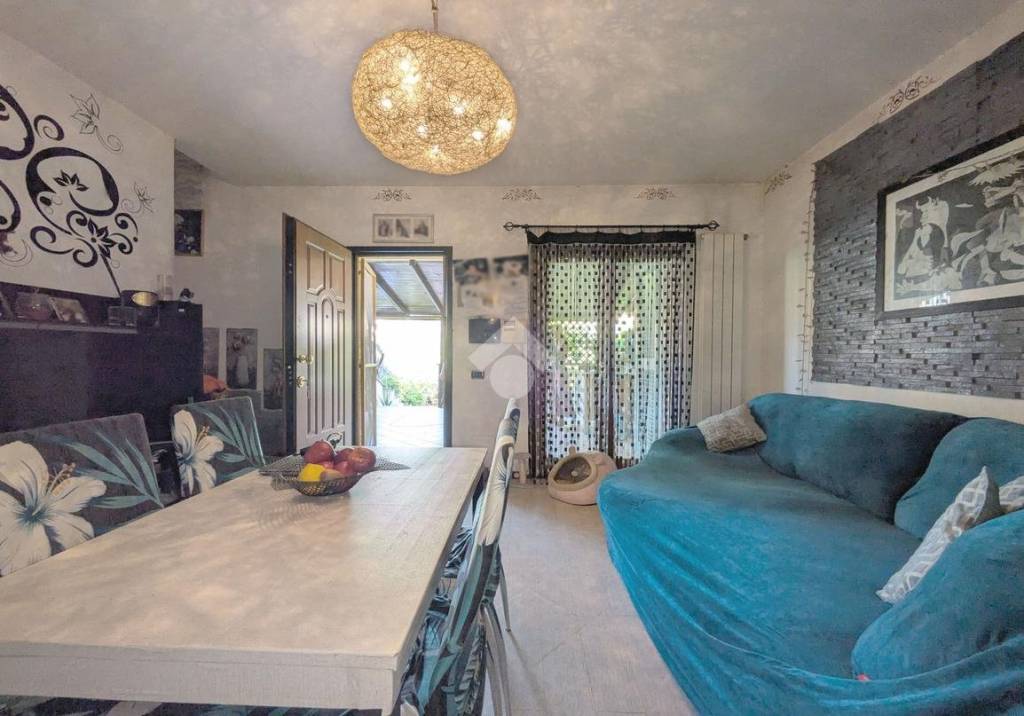 casa indipendente in vendita a Ciampino