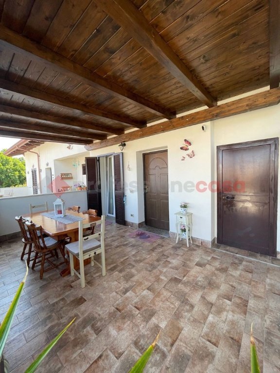casa indipendente in vendita a Ciampino