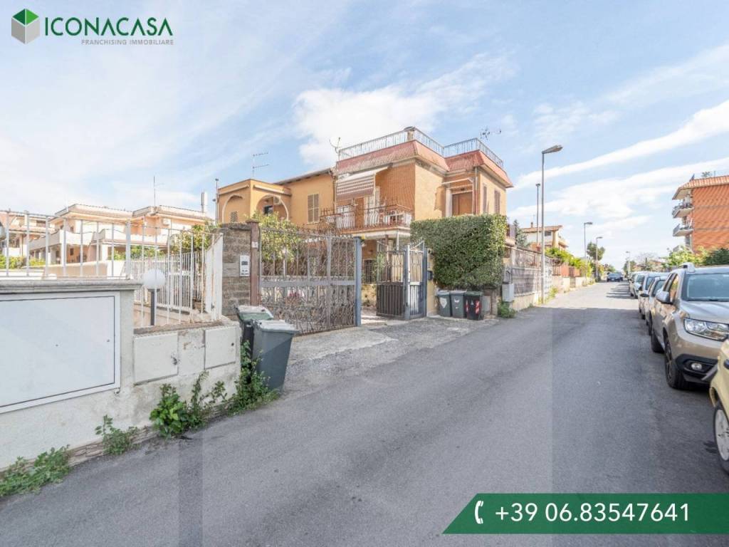 casa indipendente in vendita a Ciampino