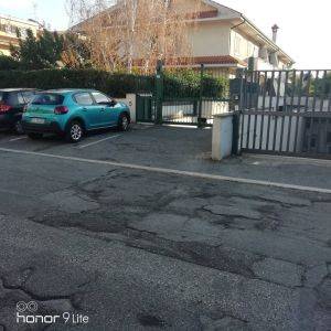 locale commerciale in vendita a Ciampino