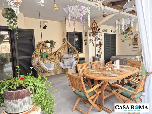 casa indipendente in vendita a Ciampino