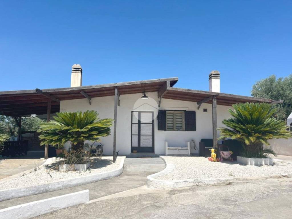 casa indipendente in vendita a Ciampino