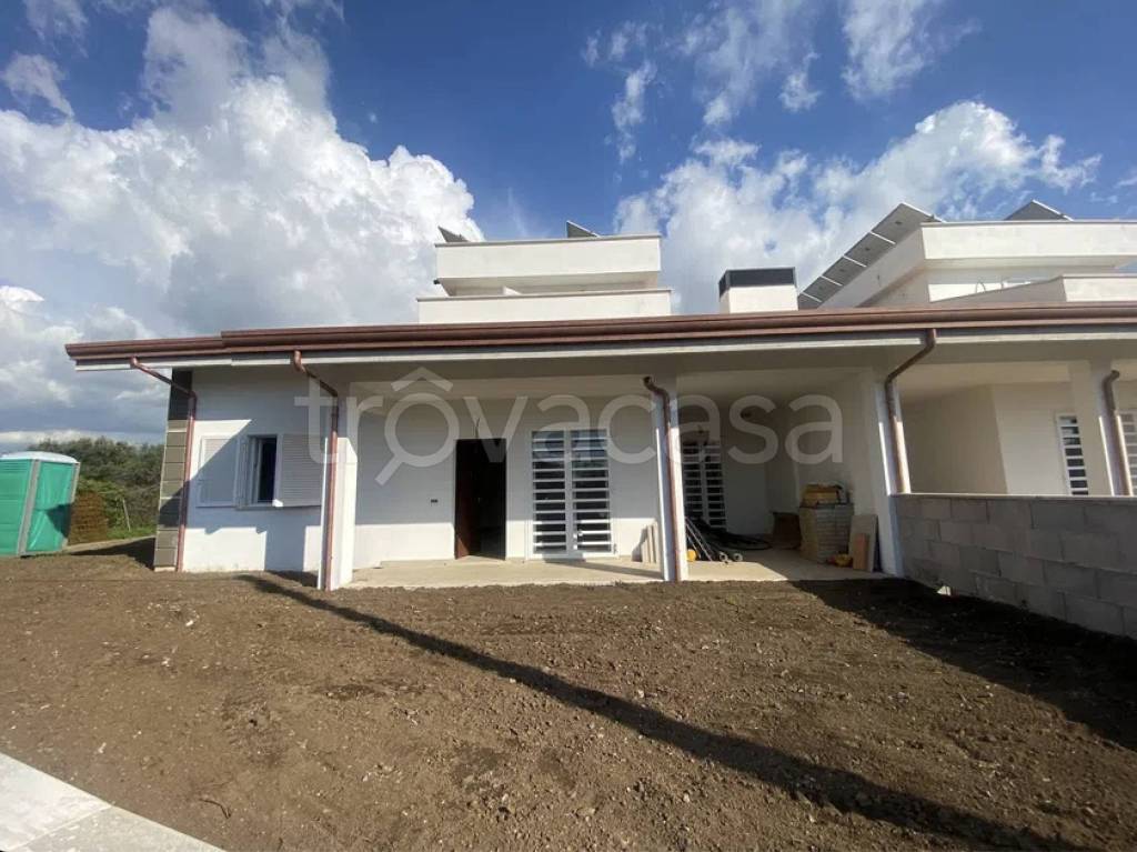 casa indipendente in vendita a Ciampino
