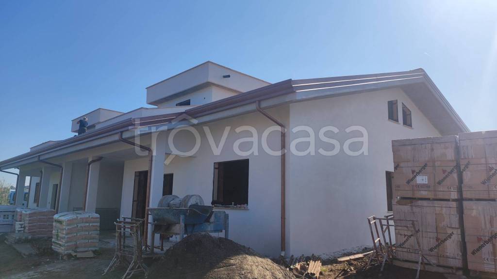 casa indipendente in vendita a Ciampino