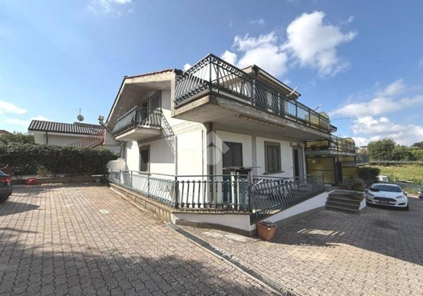 casa indipendente in vendita a Ciampino