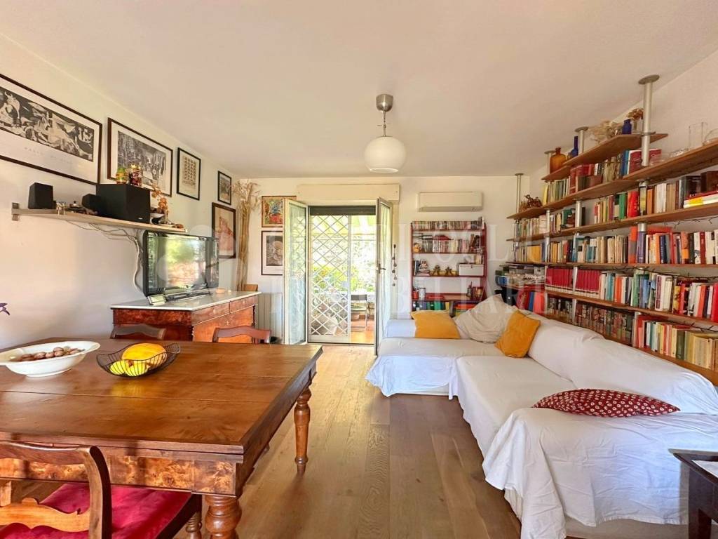 casa indipendente in vendita a Ciampino