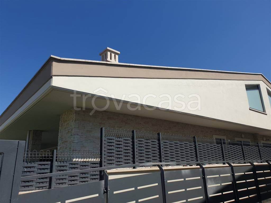 casa indipendente in vendita a Ciampino