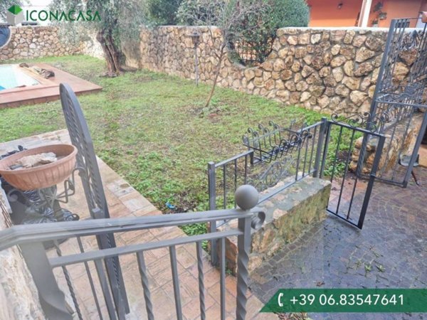 casa indipendente in vendita a Ciampino