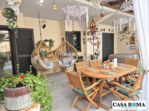 casa indipendente in vendita a Ciampino
