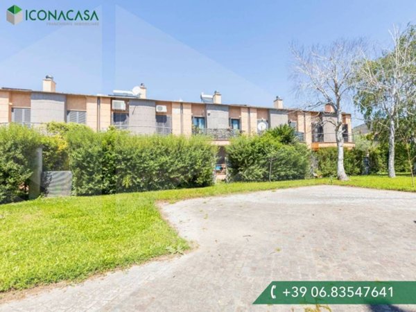 casa indipendente in vendita a Ciampino