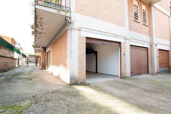 casa indipendente in vendita a Ciampino