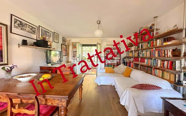 casa indipendente in vendita a Ciampino