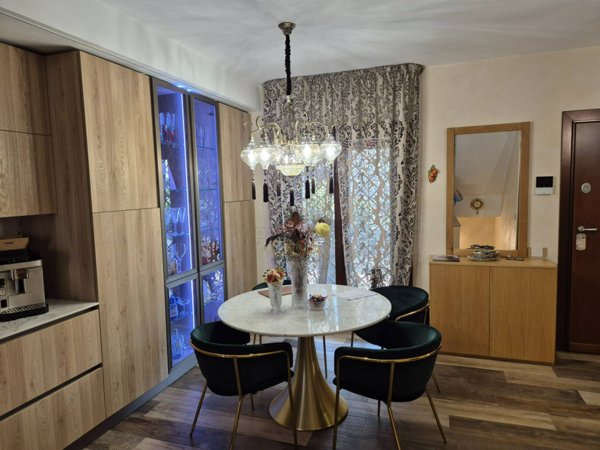 casa indipendente in vendita a Ciampino in zona Acqua Sotterra