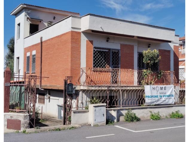 casa indipendente in vendita a Ciampino