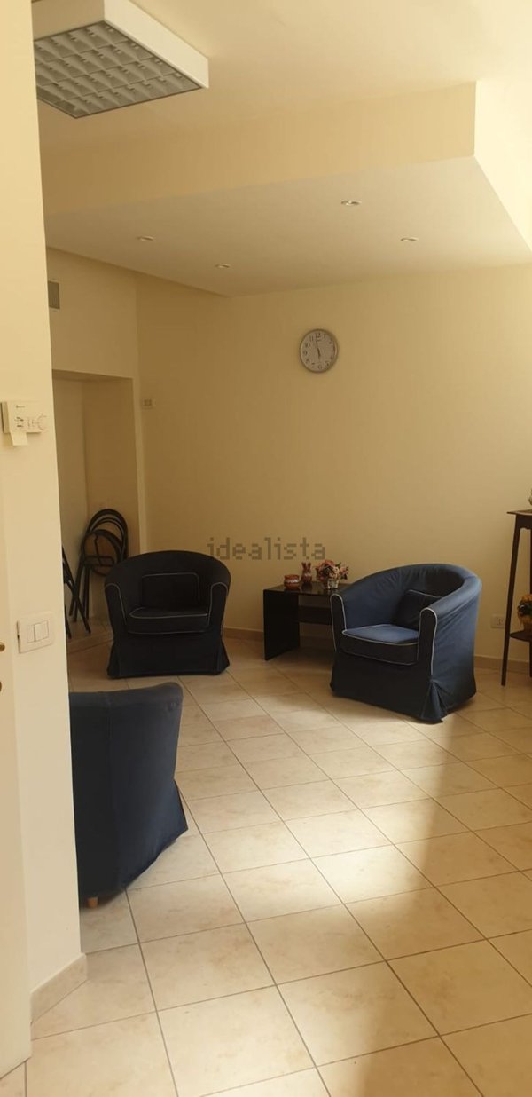 ufficio in vendita a Ciampino