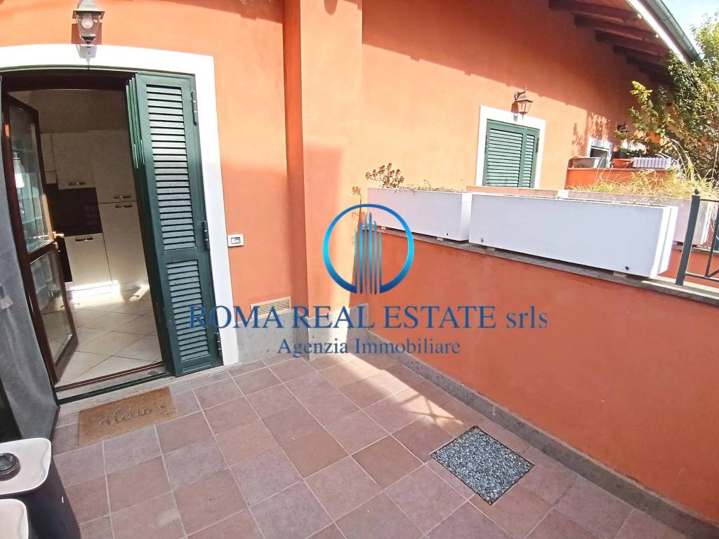 casa indipendente in vendita a Ciampino